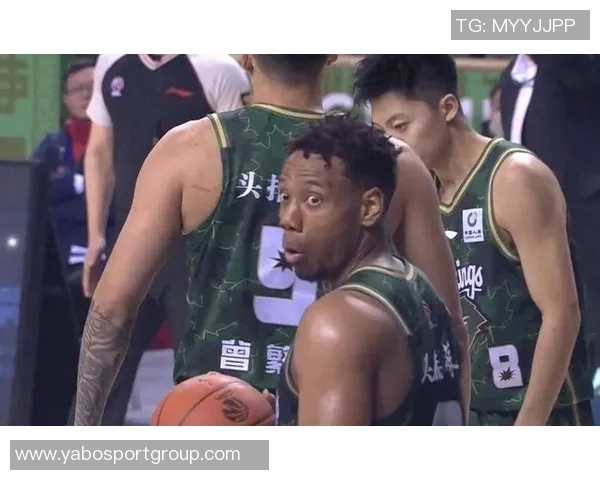 同曦官博庆祝祝铭震29岁生日并宣布今夏续约顶薪计划