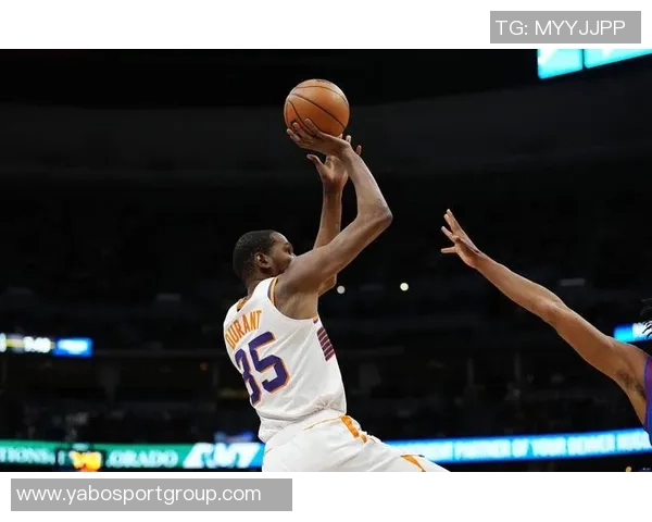 第三节火力全开杜兰特称球队运转流畅令对手难以应对投篮